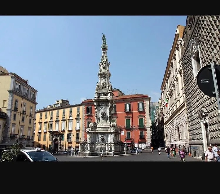 Il Cuore Di Napoli 0*, Naples